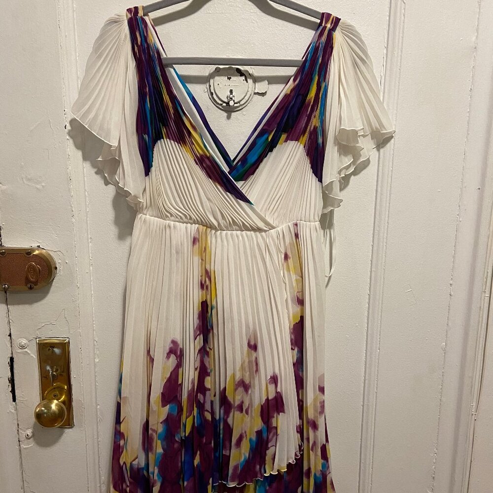 Diane Von Furstenberg Multicolored Pleated Dress Size 2